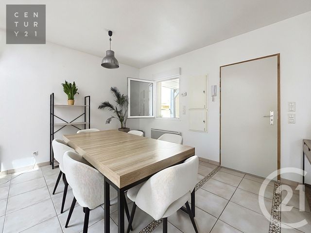 Appartement à vendre - 5 pièces - 113.68 m2 - TROYES - 10 - CHAMPAGNE-ARDENNE - Century 21 Lairé Immobilier