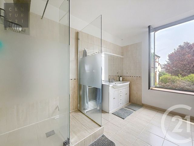 Appartement à vendre - 5 pièces - 113.68 m2 - TROYES - 10 - CHAMPAGNE-ARDENNE - Century 21 Lairé Immobilier