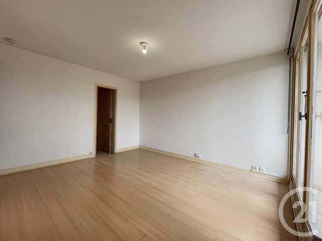 Appartement F2 à louer - 2 pièces - 43.6 m2 - TROYES - 10 - CHAMPAGNE-ARDENNE - Century 21 Lairé Immobilier