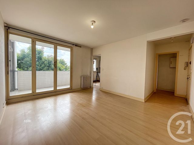 Appartement F2 à louer - 2 pièces - 43.6 m2 - TROYES - 10 - CHAMPAGNE-ARDENNE - Century 21 Lairé Immobilier