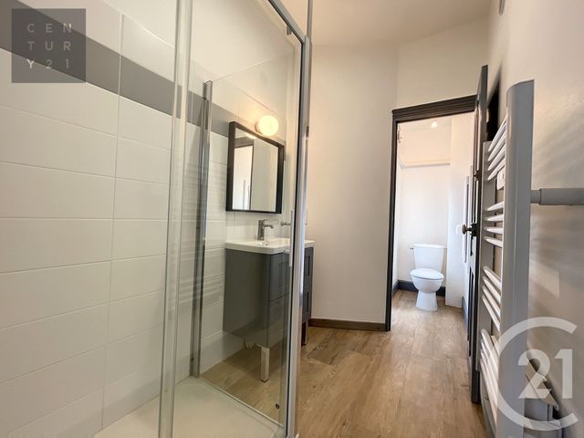 Appartement F3 à louer - 3 pièces - 55.0 m2 - TROYES - 10 - CHAMPAGNE-ARDENNE - Century 21 Lairé Immobilier