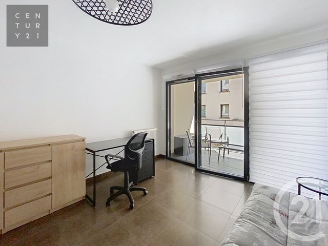 Appartement Studio à louer - 1 pièce - 27.0 m2 - STE SAVINE - 10 - CHAMPAGNE-ARDENNE - Century 21 Lairé Immobilier