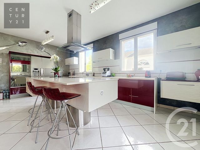 maison à vendre - 7 pièces - 367.68 m2 - CHARMONT SOUS BARBUISE - 10 - CHAMPAGNE-ARDENNE - Century 21 Lairé Immobilier