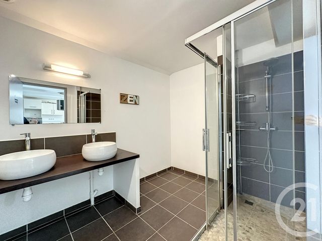 Appartement à louer - 3 pièces - 73.0 m2 - TROYES - 10 - CHAMPAGNE-ARDENNE - Century 21 Lairé Immobilier