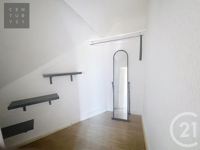 Appartement Studio à vendre - 1 pièce - 25.0 m2 - TROYES - 10 - CHAMPAGNE-ARDENNE - Century 21 Lairé Immobilier