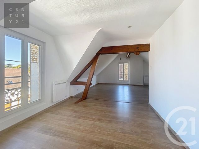 Appartement Studio à vendre - 1 pièce - 25.0 m2 - TROYES - 10 - CHAMPAGNE-ARDENNE - Century 21 Lairé Immobilier