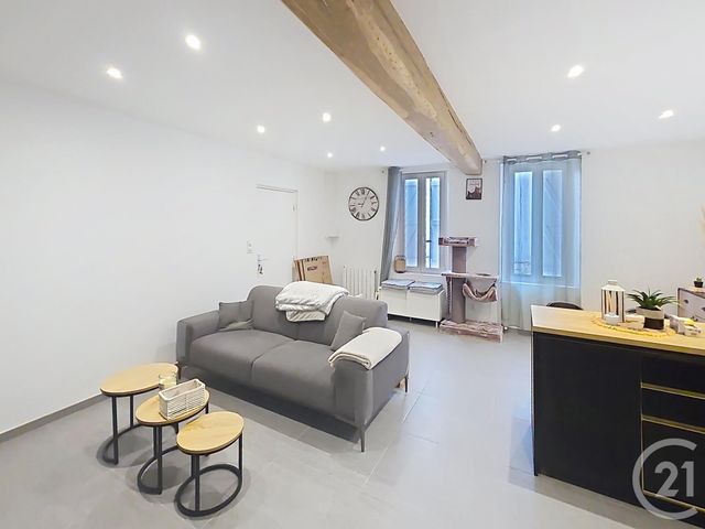 Appartement F2 à louer - 2 pièces - 45.0 m2 - TROYES - 10 - CHAMPAGNE-ARDENNE - Century 21 Lairé Immobilier