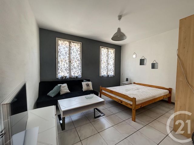 Appartement Studio à louer - 1 pièce - 23.0 m2 - TROYES - 10 - CHAMPAGNE-ARDENNE - Century 21 Lairé Immobilier