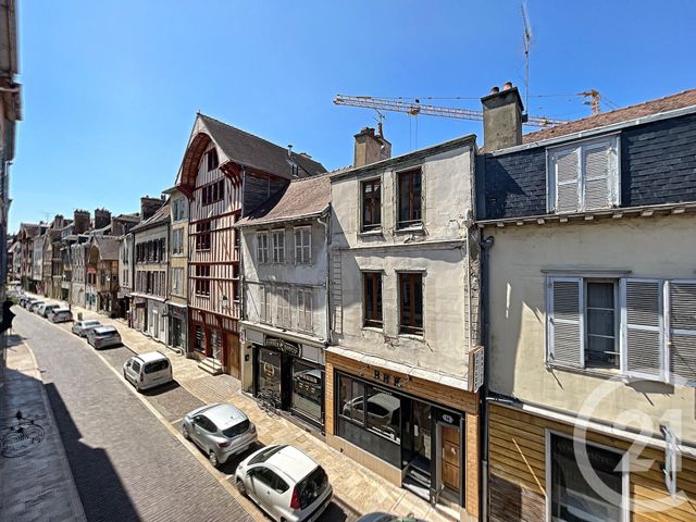 Appartement Studio à louer - 1 pièce - 23.0 m2 - TROYES - 10 - CHAMPAGNE-ARDENNE - Century 21 Lairé Immobilier