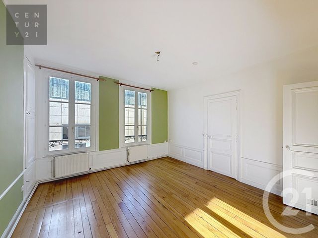 Appartement T3 à louer - 3 pièces - 62.81 m2 - TROYES - 10 - CHAMPAGNE-ARDENNE - Century 21 Lairé Immobilier