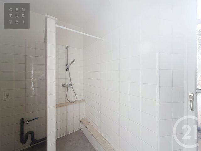 Appartement T3 à louer - 3 pièces - 62.81 m2 - TROYES - 10 - CHAMPAGNE-ARDENNE - Century 21 Lairé Immobilier