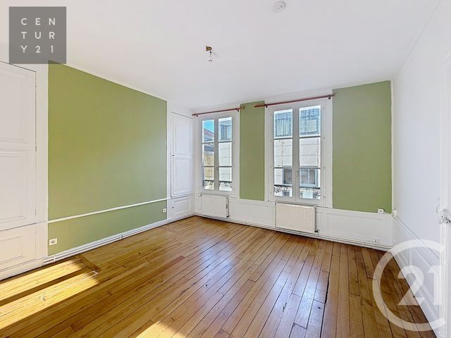 Appartement T3 à louer - 3 pièces - 62.81 m2 - TROYES - 10 - CHAMPAGNE-ARDENNE - Century 21 Lairé Immobilier
