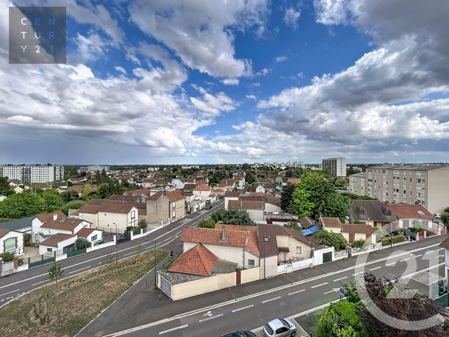 Appartement F2 à vendre - 2 pièces - 52.71 m2 - TROYES - 10 - CHAMPAGNE-ARDENNE - Century 21 Lairé Immobilier