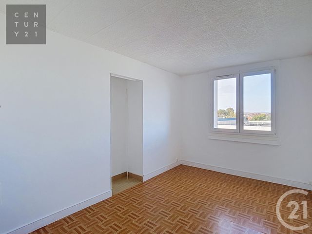 Appartement à vendre - 5 pièces - 93.21 m2 - TROYES - 10 - CHAMPAGNE-ARDENNE - Century 21 Lairé Immobilier