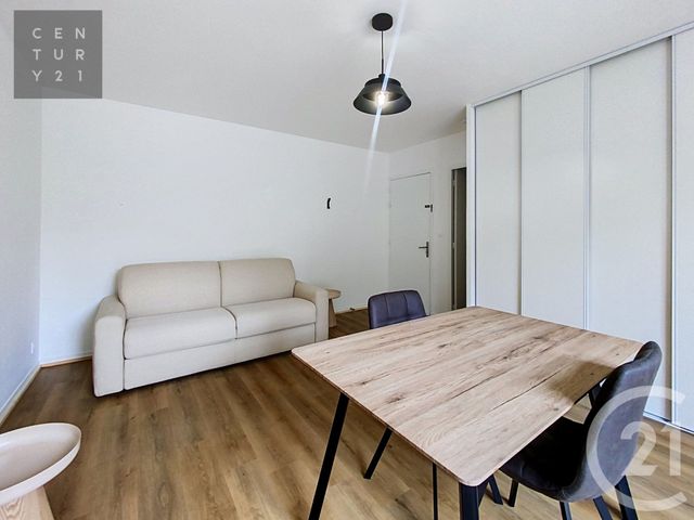 Appartement Studio à louer - 1 pièce - 27.26 m2 - TROYES - 10 - CHAMPAGNE-ARDENNE - Century 21 Lairé Immobilier