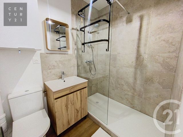 Appartement Studio à louer - 1 pièce - 27.26 m2 - TROYES - 10 - CHAMPAGNE-ARDENNE - Century 21 Lairé Immobilier