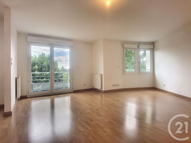 Appartement F4 à louer - 4 pièces - 90.0 m2 - TROYES - 10 - CHAMPAGNE-ARDENNE - Century 21 Lairé Immobilier