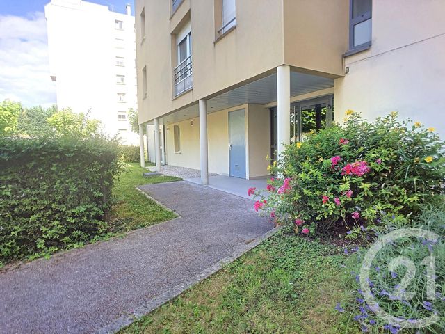 Appartement F4 à louer - 4 pièces - 90.0 m2 - TROYES - 10 - CHAMPAGNE-ARDENNE - Century 21 Lairé Immobilier