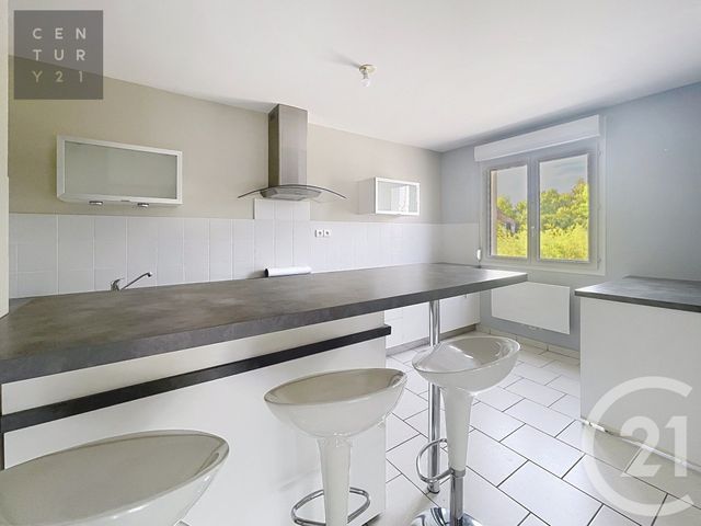 Appartement à vendre - 3 pièces - 66.3 m2 - TROYES - 10 - CHAMPAGNE-ARDENNE - Century 21 Lairé Immobilier