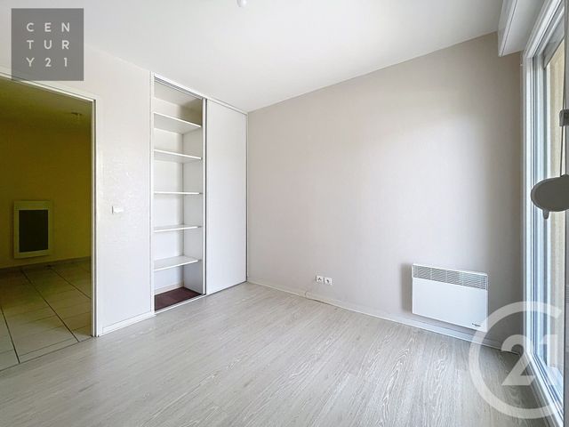Appartement à vendre - 3 pièces - 66.3 m2 - TROYES - 10 - CHAMPAGNE-ARDENNE - Century 21 Lairé Immobilier