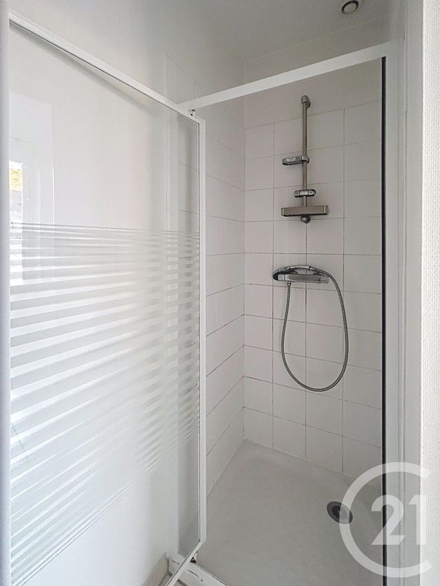 Appartement F2 à louer - 2 pièces - 40.75 m2 - STE SAVINE - 10 - CHAMPAGNE-ARDENNE - Century 21 Lairé Immobilier