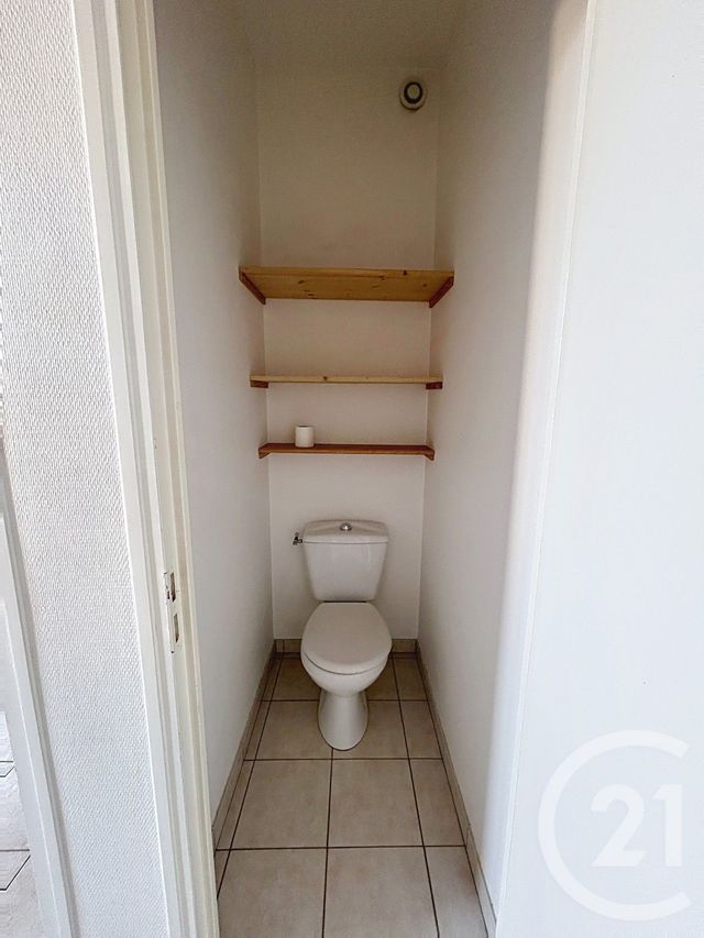 Appartement F2 à louer - 2 pièces - 40.75 m2 - STE SAVINE - 10 - CHAMPAGNE-ARDENNE - Century 21 Lairé Immobilier