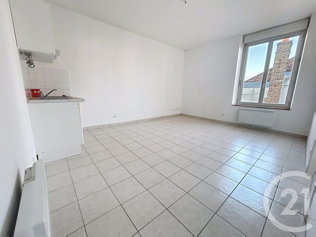 Appartement F2 à louer - 2 pièces - 40.75 m2 - STE SAVINE - 10 - CHAMPAGNE-ARDENNE - Century 21 Lairé Immobilier