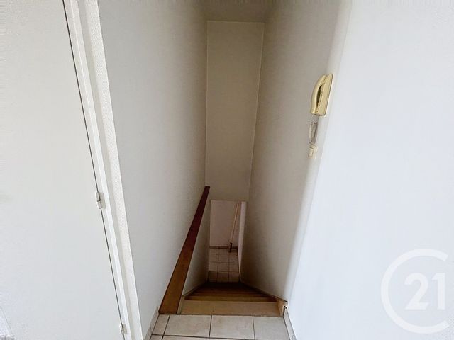 Appartement F2 à louer - 2 pièces - 40.75 m2 - STE SAVINE - 10 - CHAMPAGNE-ARDENNE - Century 21 Lairé Immobilier