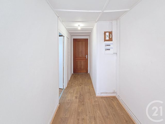 Appartement T2 à louer - 2 pièces - 44.07 m2 - TROYES - 10 - CHAMPAGNE-ARDENNE - Century 21 Lairé Immobilier