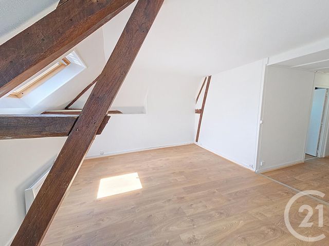 Appartement T2 à louer - 2 pièces - 44.07 m2 - TROYES - 10 - CHAMPAGNE-ARDENNE - Century 21 Lairé Immobilier