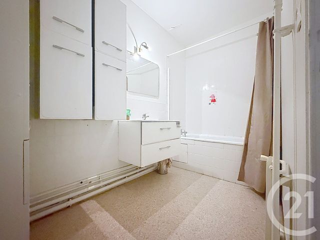 Appartement à vendre - 6 pièces - 122.0 m2 - TROYES - 10 - CHAMPAGNE-ARDENNE - Century 21 Lairé Immobilier