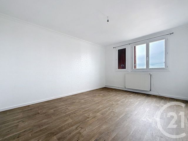 Appartement à vendre - 3 pièces - 63.51 m2 - ST ANDRE LES VERGERS - 10 - CHAMPAGNE-ARDENNE - Century 21 Lairé Immobilier