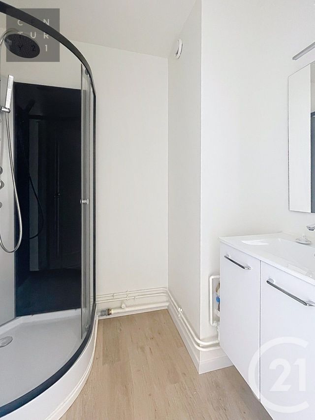 Appartement 3 à vendre - 4 pièces - 80.61 m2 - TROYES - 10 - CHAMPAGNE-ARDENNE - Century 21 Lairé Immobilier