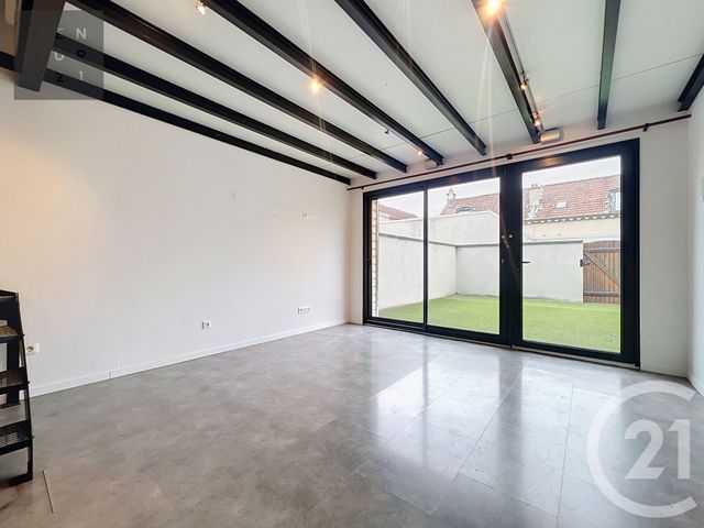 Appartement Loft à vendre - 3 pièces - 64.21 m2 - TROYES - 10 - CHAMPAGNE-ARDENNE - Century 21 Lairé Immobilier