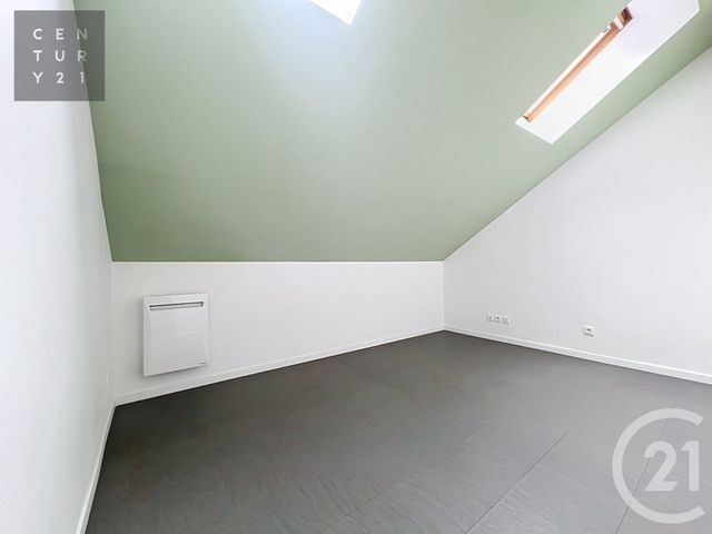 Appartement Loft à vendre - 3 pièces - 64.21 m2 - TROYES - 10 - CHAMPAGNE-ARDENNE - Century 21 Lairé Immobilier