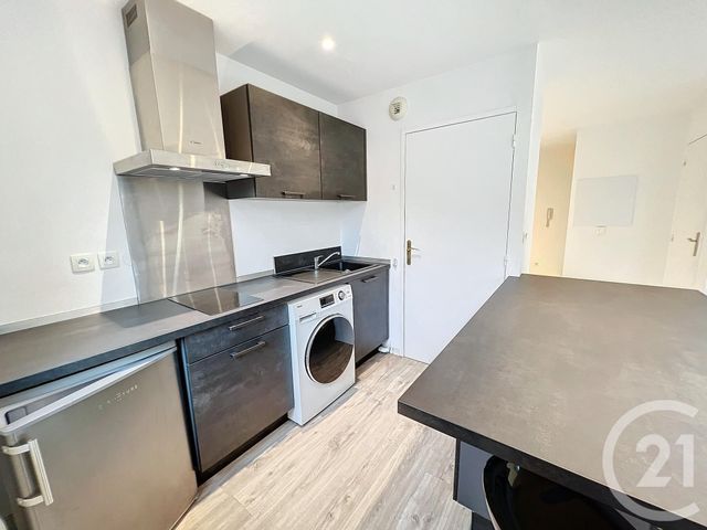 Appartement F2 à louer - 2 pièces - 39.59 m2 - TROYES - 10 - CHAMPAGNE-ARDENNE - Century 21 Lairé Immobilier