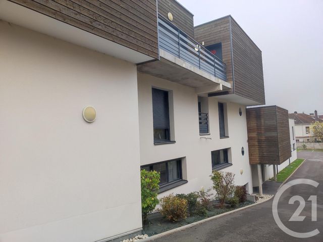 Appartement Studio à louer - 1 pièce - 30.0 m2 - TROYES - 10 - CHAMPAGNE-ARDENNE - Century 21 Lairé Immobilier