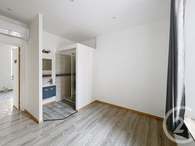 Appartement F2 à louer - 2 pièces - 31.0 m2 - STE SAVINE - 10 - CHAMPAGNE-ARDENNE - Century 21 Lairé Immobilier