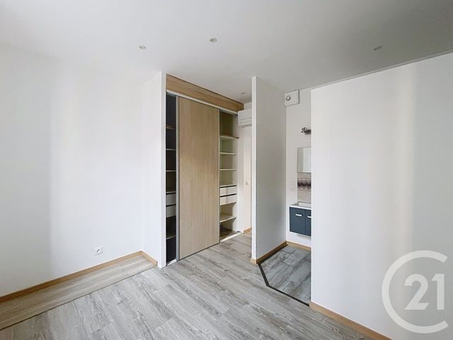 Appartement F2 à louer - 2 pièces - 31.0 m2 - STE SAVINE - 10 - CHAMPAGNE-ARDENNE - Century 21 Lairé Immobilier