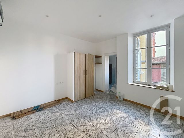 Appartement F2 à louer - 2 pièces - 31.0 m2 - STE SAVINE - 10 - CHAMPAGNE-ARDENNE - Century 21 Lairé Immobilier