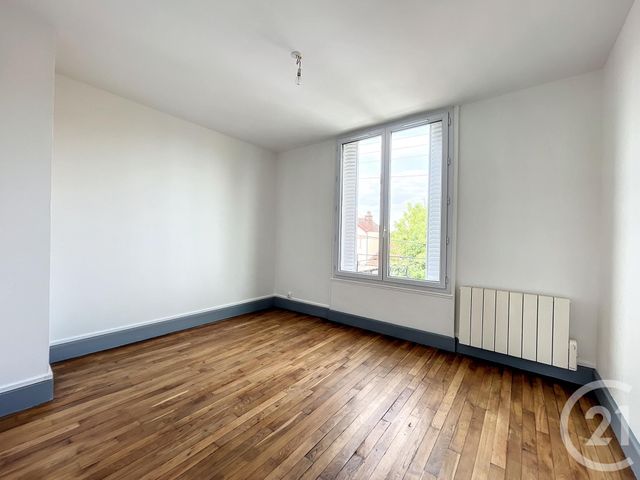 Appartement à louer - 3 pièces - 55.0 m2 - TROYES - 10 - CHAMPAGNE-ARDENNE - Century 21 Lairé Immobilier