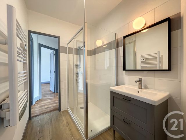 Appartement à louer - 3 pièces - 55.0 m2 - TROYES - 10 - CHAMPAGNE-ARDENNE - Century 21 Lairé Immobilier
